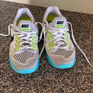 Nike lunar tempo running shoes